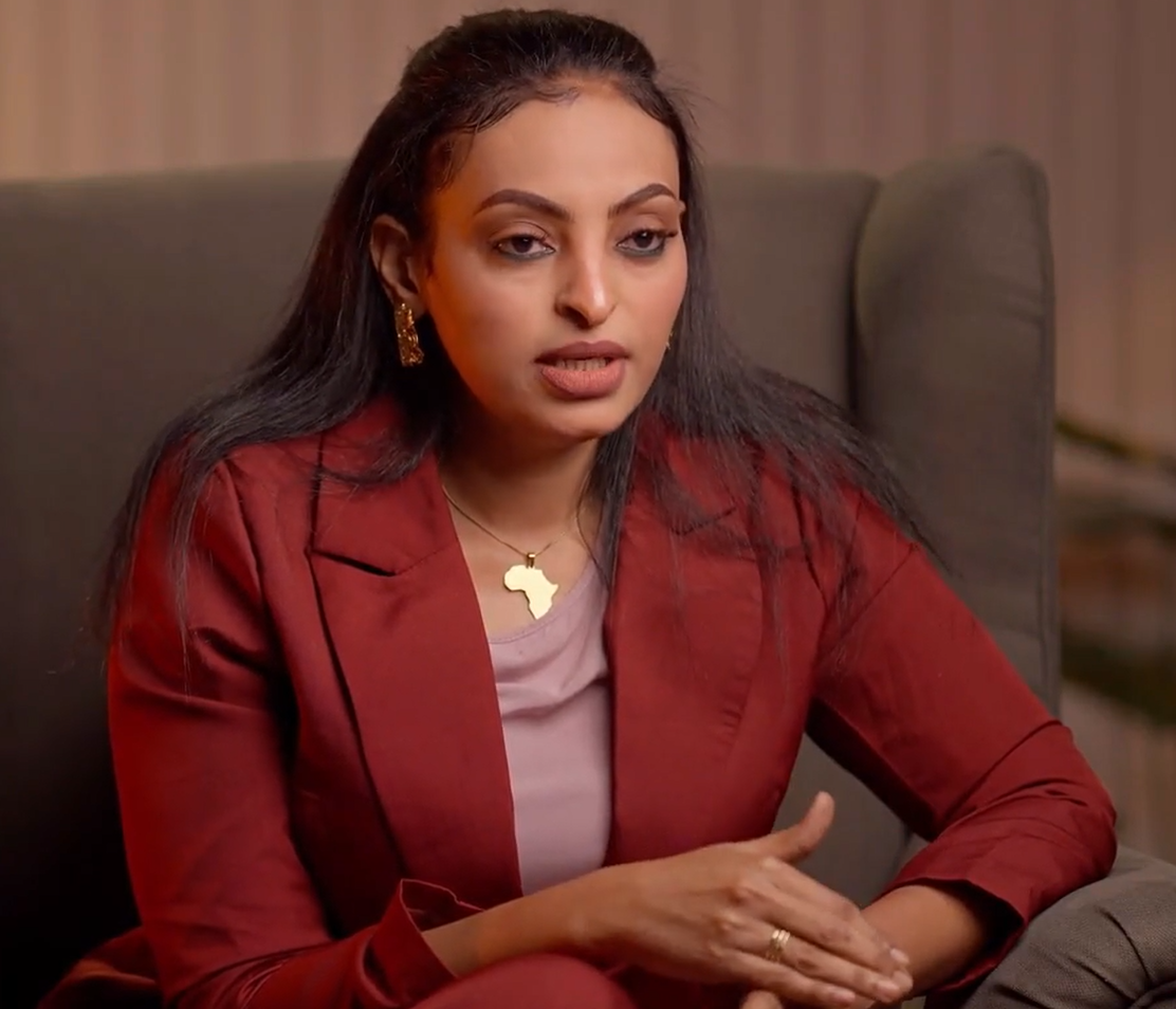 التقشير ولا الليزر أنسب